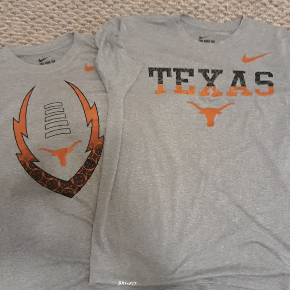 Lot of 2- Nike dri-fit Texas t-shirts sz med